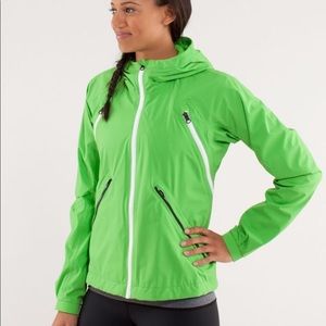 Lululemon Rise and Shine Jacket - Green